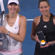 maria-sharapova-ana-ivanovic-brisbane-wta-tennis-trophy-pic-all-smile