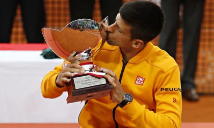 novak-djokovic-titre-masters-rome-terre-battue-record-heureux