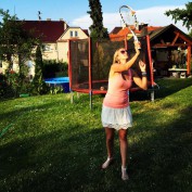 petra-kvitova-playing-squash-garden-grass-sexy