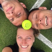 petra-kvitova-funny-practice-session-coach-frantisek-cermak-fitness-david-vydra-smile-best-tennis-team-selfie